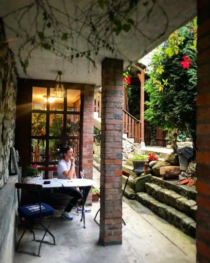 ดวอเร็ก อาดัมสกี Bed & Breakfast วาลบ์จิก ภายนอก รูปภาพ